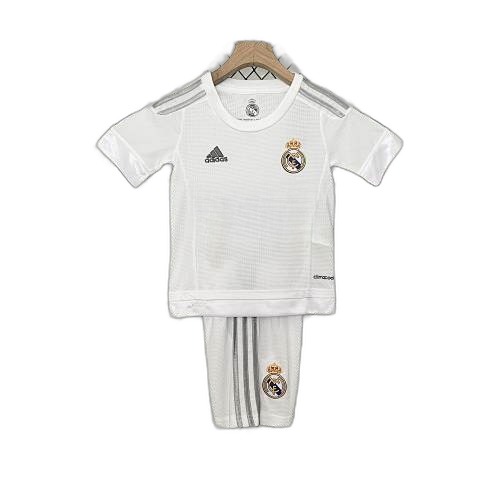 Real Madrid 2015/16 - Edición Retro