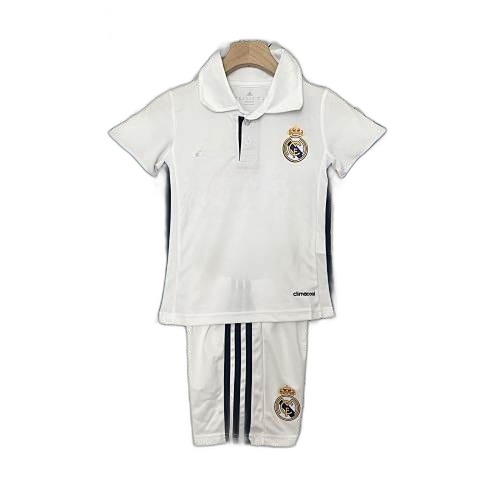 Real Madrid 2016/17 - Edición Retro