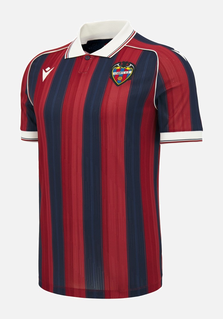 Levante 26/27 Local